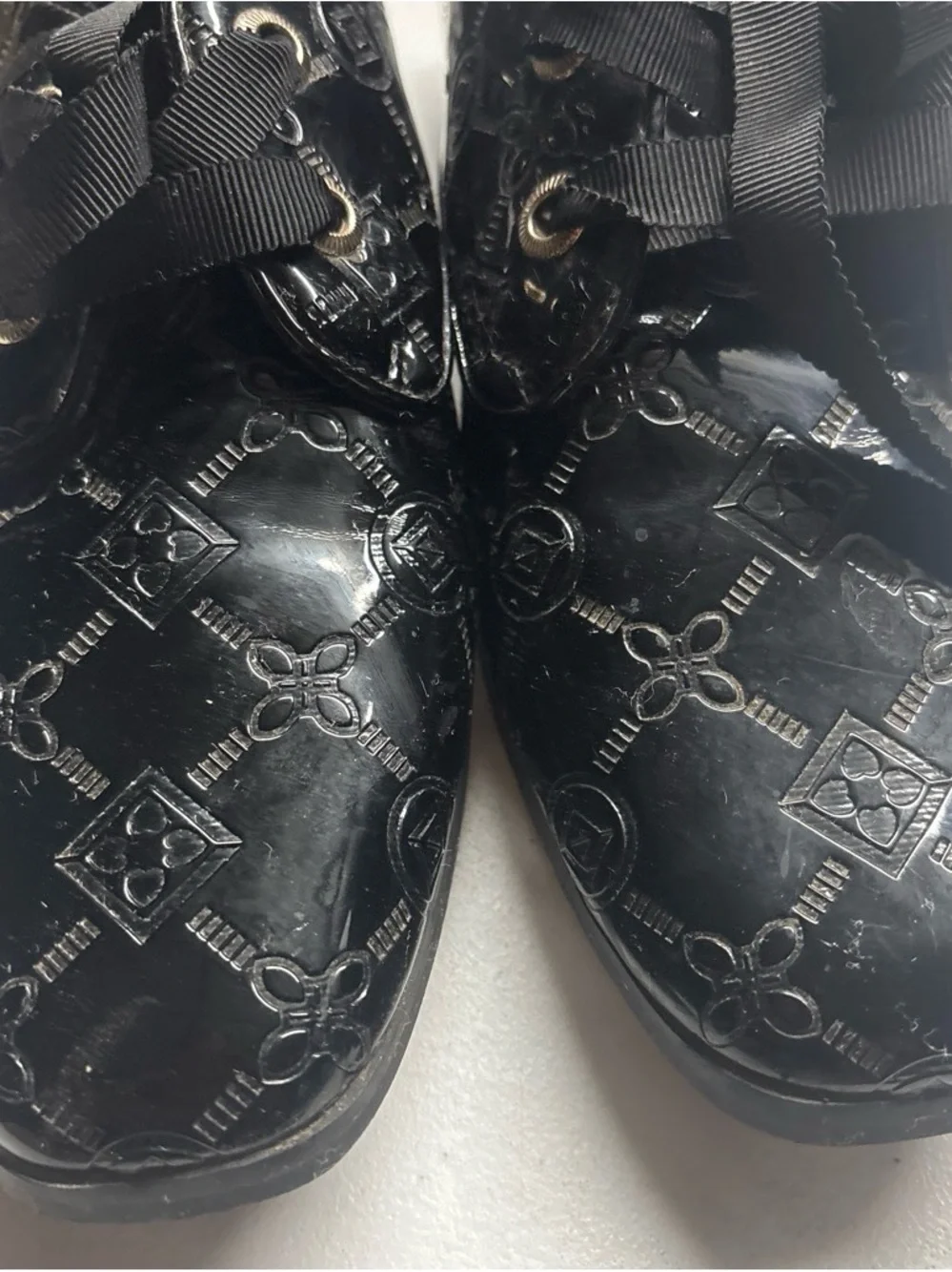 Aldo patent black